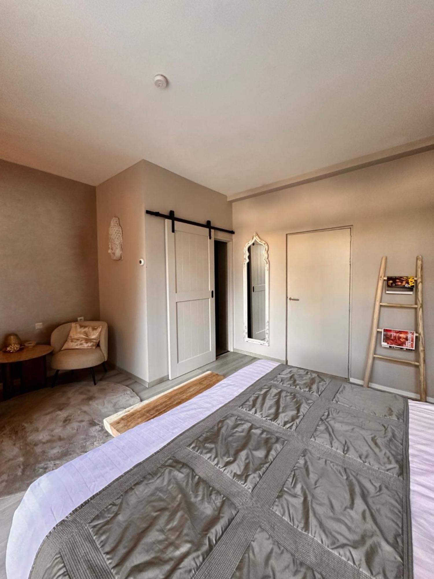 Zen B&B ดอร์เดรคท์ ภายนอก รูปภาพ